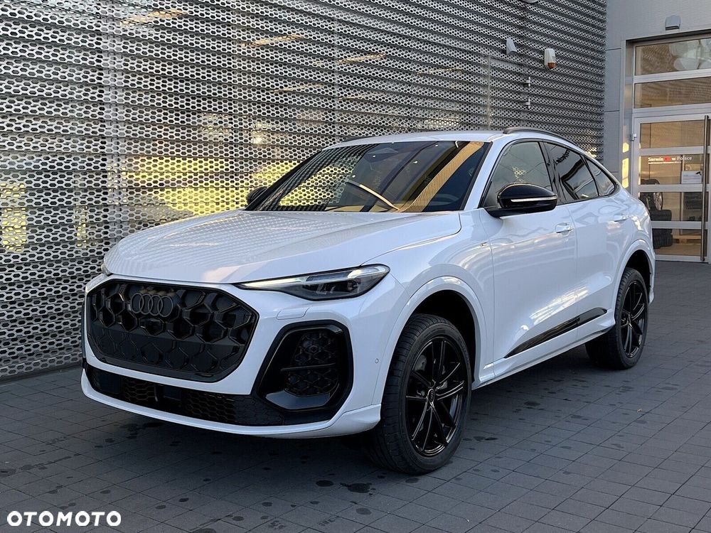 Audi Q5 Sportback - 8