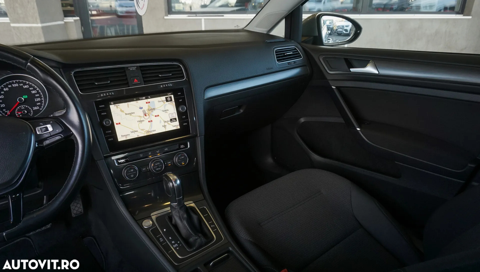 Volkswagen Golf 1.6 TDI DSG Comfortline - 9