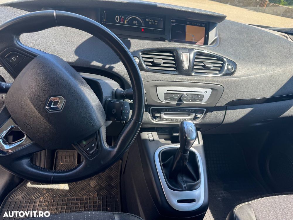 Renault Scenic - 10