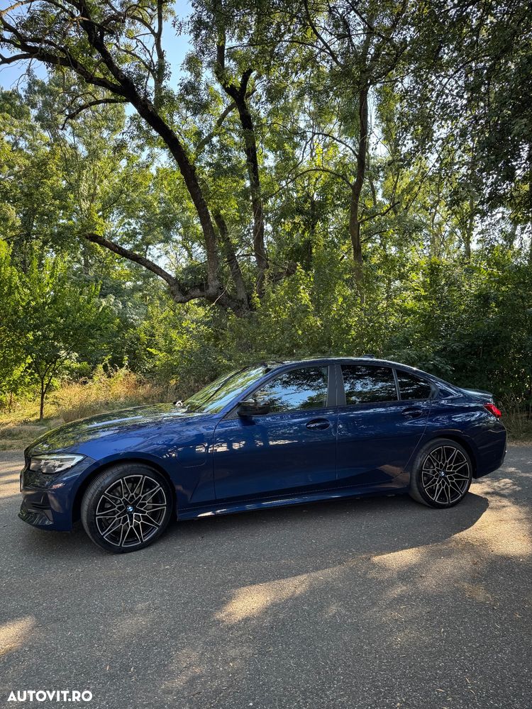 BMW Seria 3 330e AT PHEV - 3