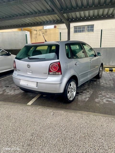 VW Polo 1.4 TDi Confortline - 6