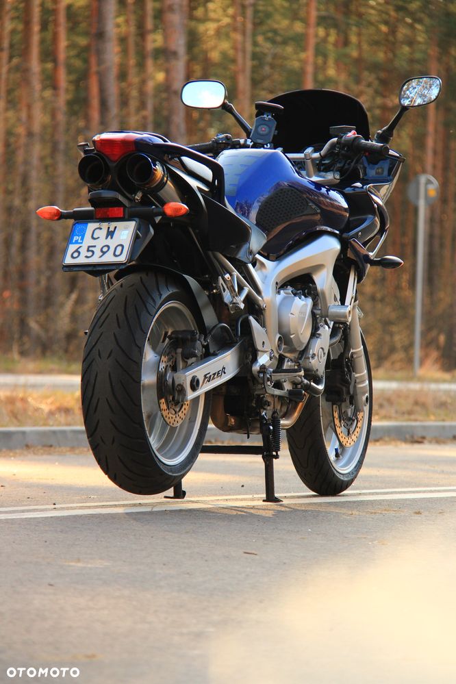 Yamaha FZ6 - 7