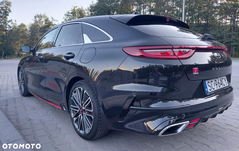 Kia ProCeed - 7