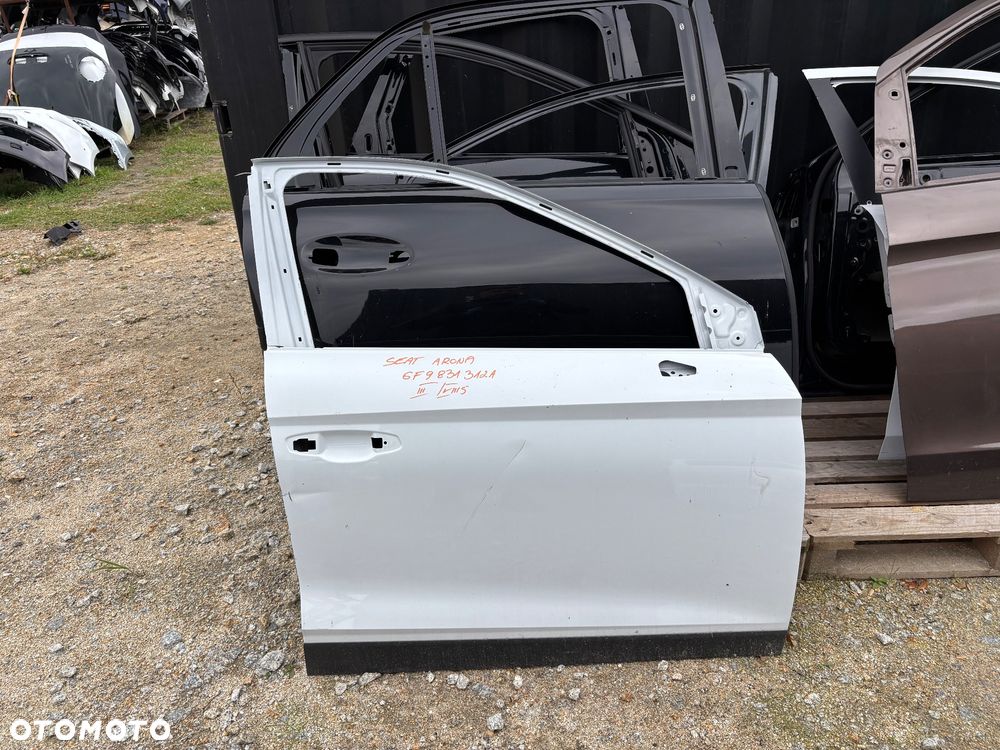 Seat Arona 6F9 drzwi prawa strona - 1