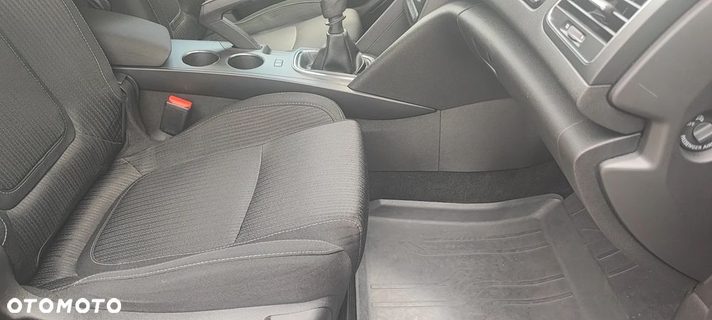 Renault Megane ENERGY TCe 130 EXPERIENCE - 35