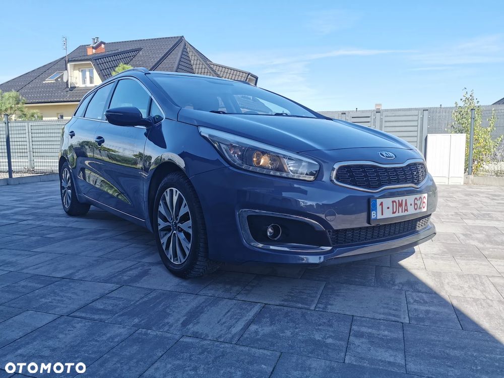 Kia Ceed 1.4 CVVT Dream-Team Edition - 24
