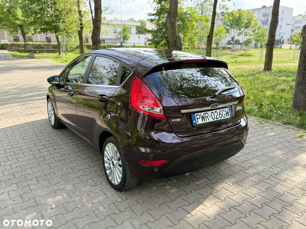 Ford Fiesta - 11