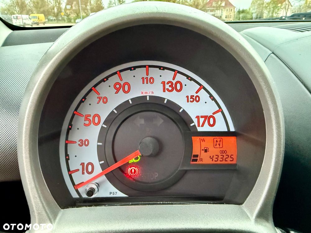 Toyota Aygo 1.0 VVT-i Luna MM A/C - 26