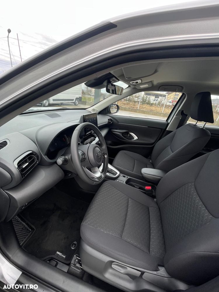 Toyota Yaris Cross 1.5 VVT-i HSD 116 4x2 HEV Active - 12