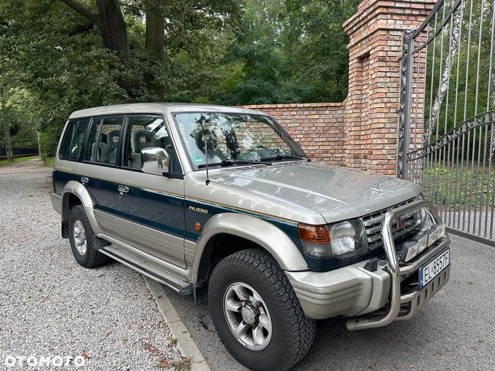 Mitsubishi Pajero - 3