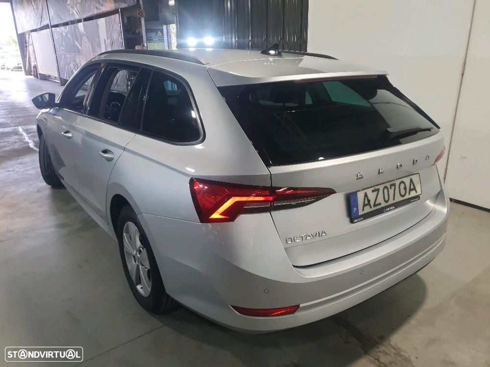 Skoda Octavia Break 2.0 TDI Ambition - 4