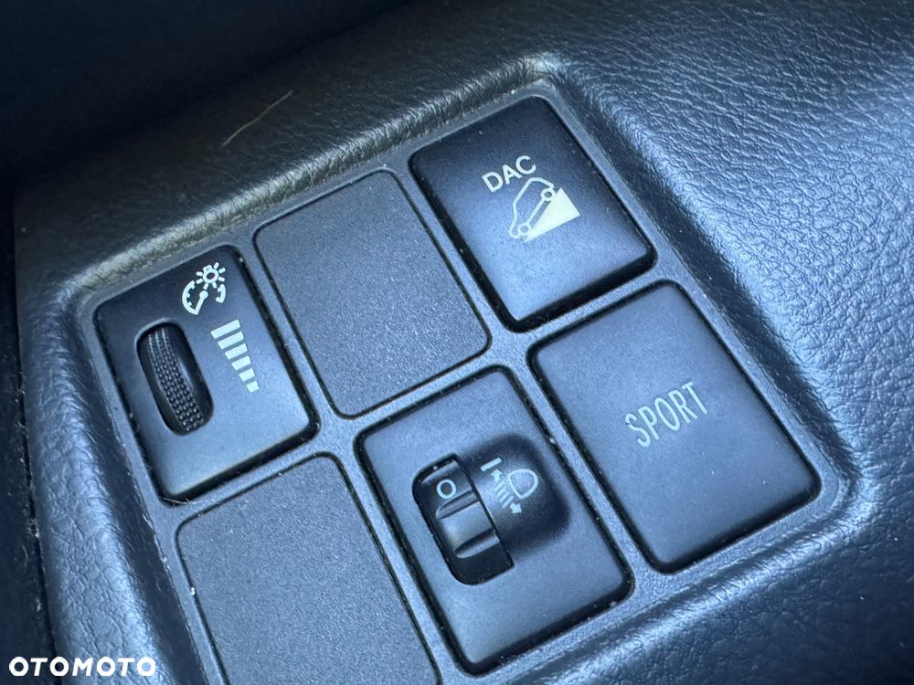 Toyota RAV4 2.2 D-4D 4x4 Automatik Executive - 18