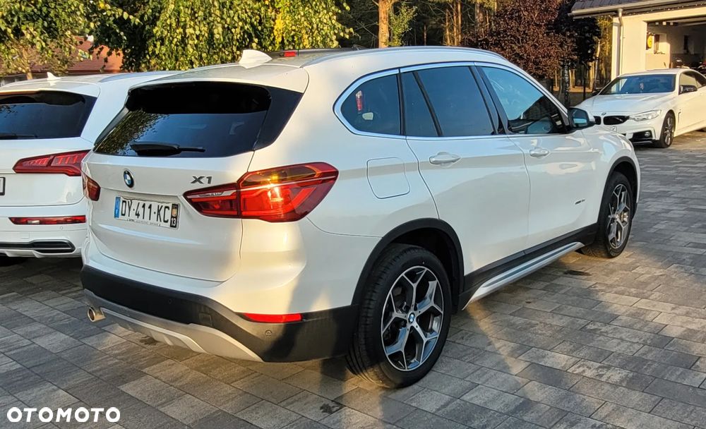 BMW X1 sDrive18d Sport Line - 18