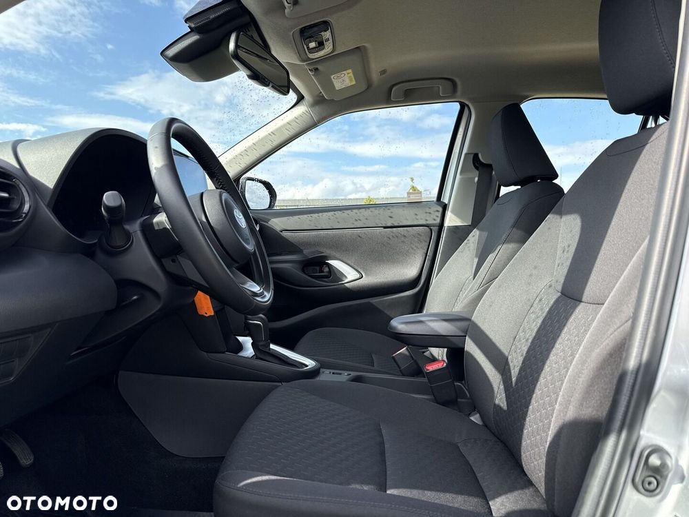 Toyota Yaris Cross Hybrid 1.5 Comfort - 18