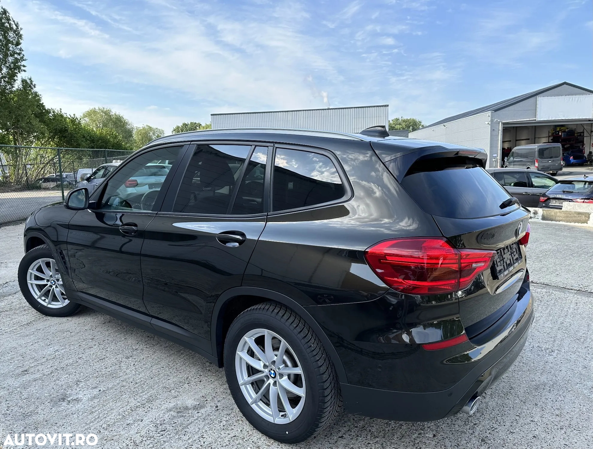 BMW X3 xDrive20d AT Advantage - 24