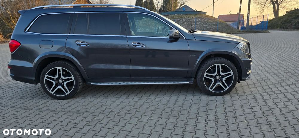 Mercedes-Benz GL - 4