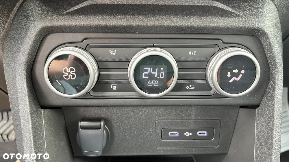 Dacia Jogger 1.8 Full Hybrid 155 Journey MMT 7os - 17