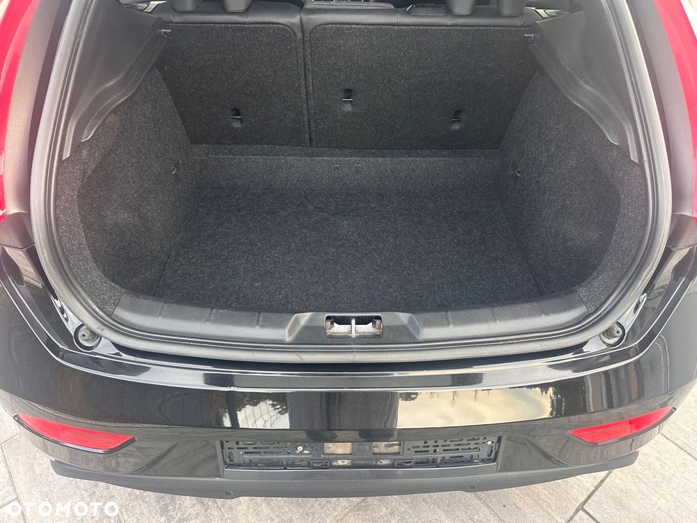 Volvo V40 - 27