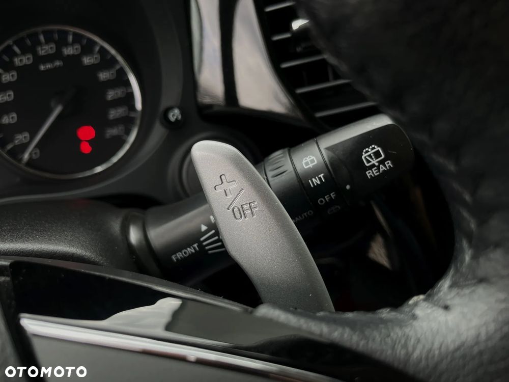 Mitsubishi Outlander 2.0 Instyle SDA 4WD CVT - 26