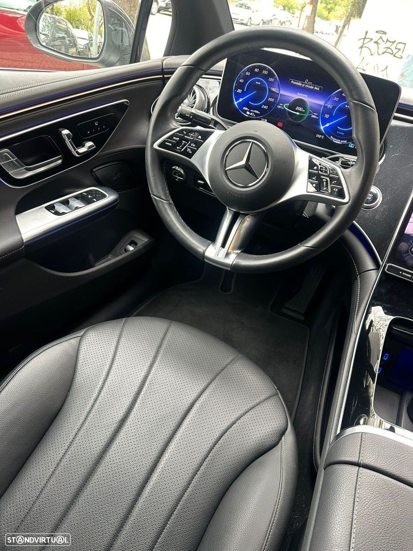 Mercedes-Benz EQE 350 - 18