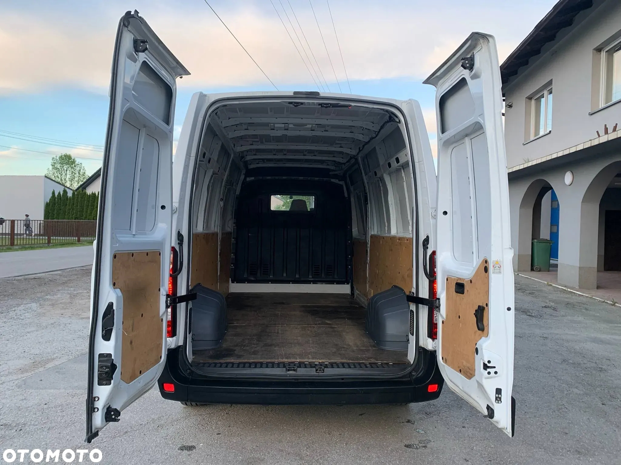 Renault Master Long Bluetooth - 11
