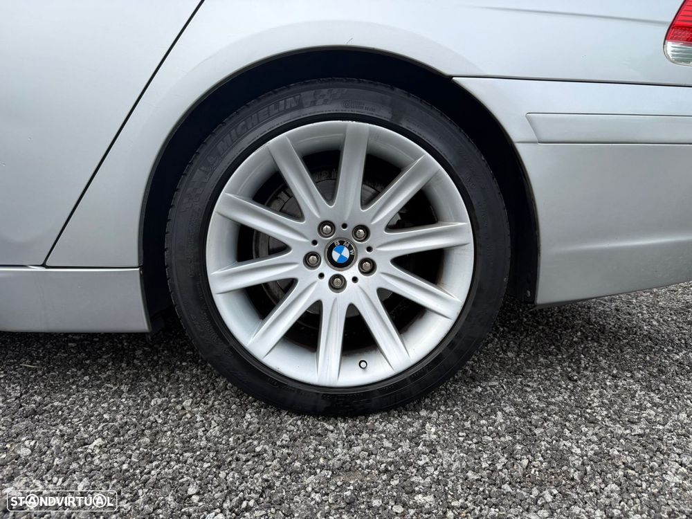 BMW 735 iA - 29