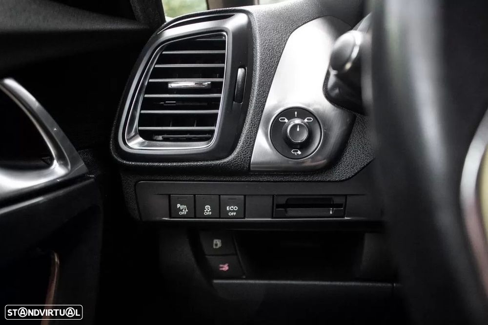 Citroën DS5 2.0 HDi Hy4 So Chic CMP6 102g - 17