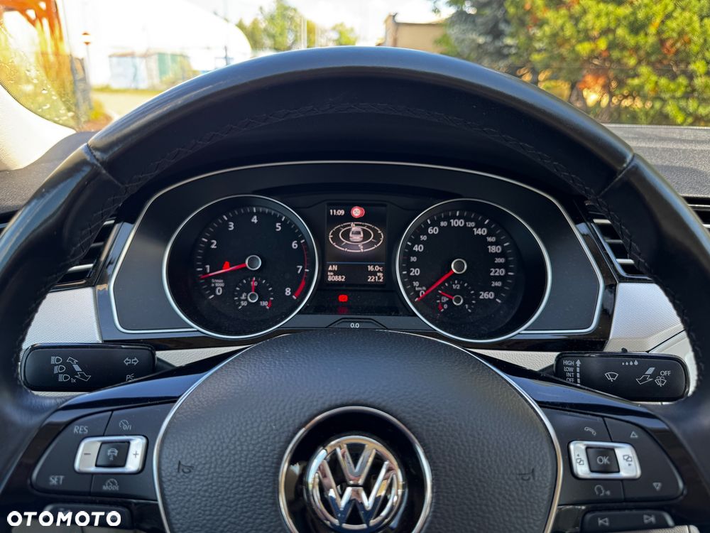 Volkswagen Passat 1.4 TSI BMT Comfortline - 3