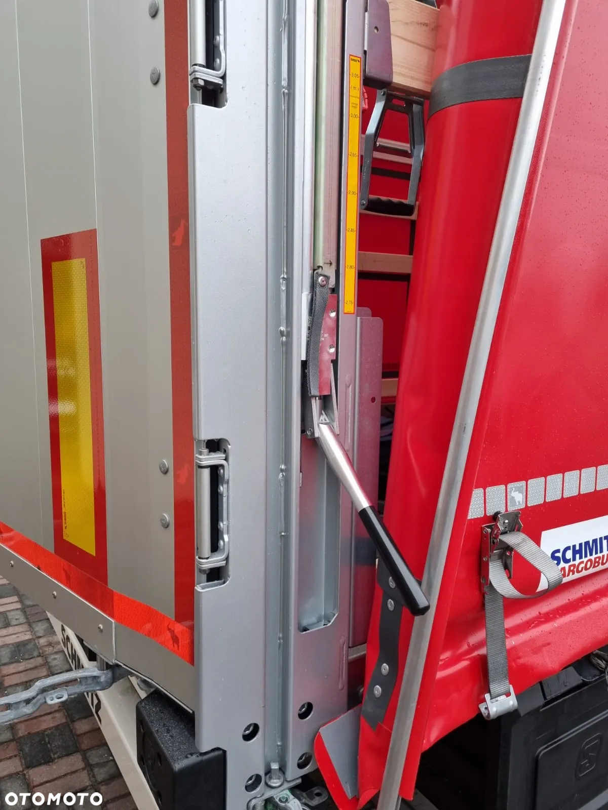 Schmitz Cargobull VARIOS DACH PODNOSZONY - 6