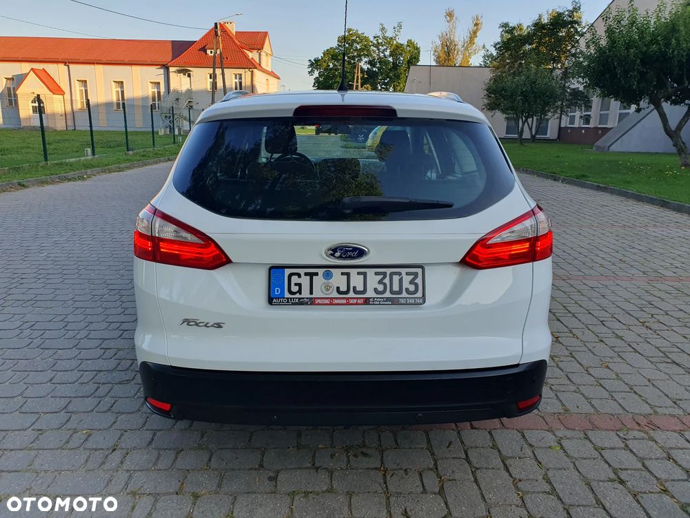 Ford Focus 1.6 TDCi DPF Champions Edition - 10
