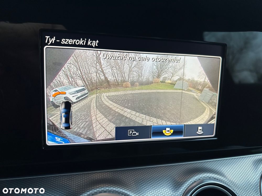 Mercedes-Benz Klasa E 200 d 9G-TRONIC - 15