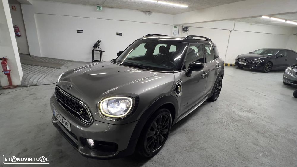 MINI Countryman Cooper SE ALL4 Auto - 17