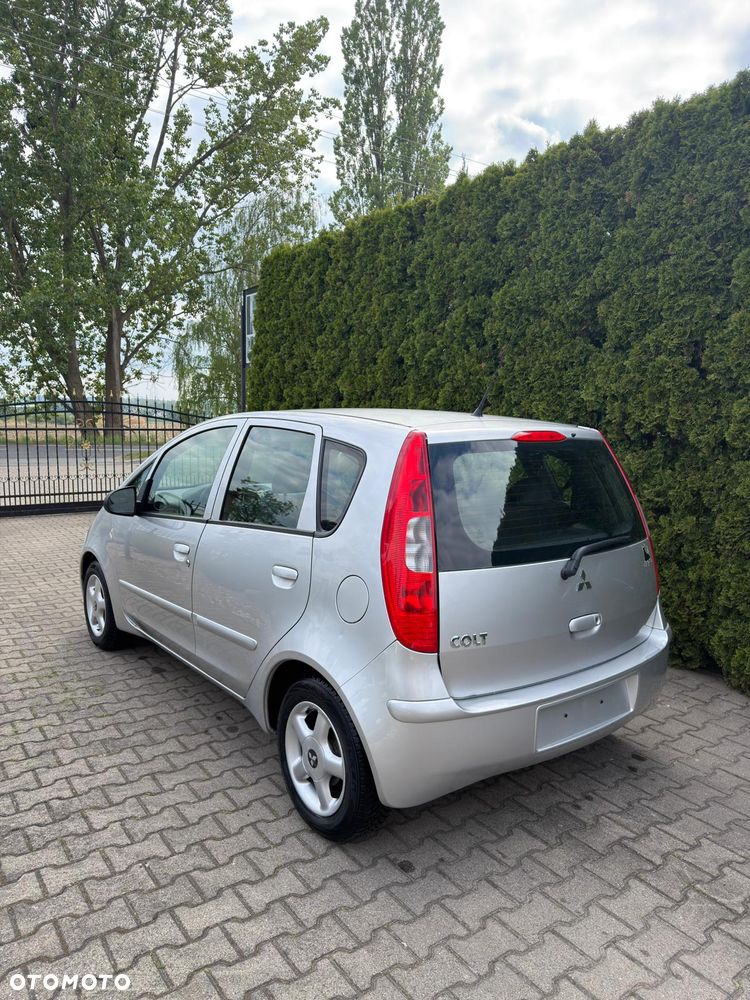 Mitsubishi Colt 1.1 Inform - 2