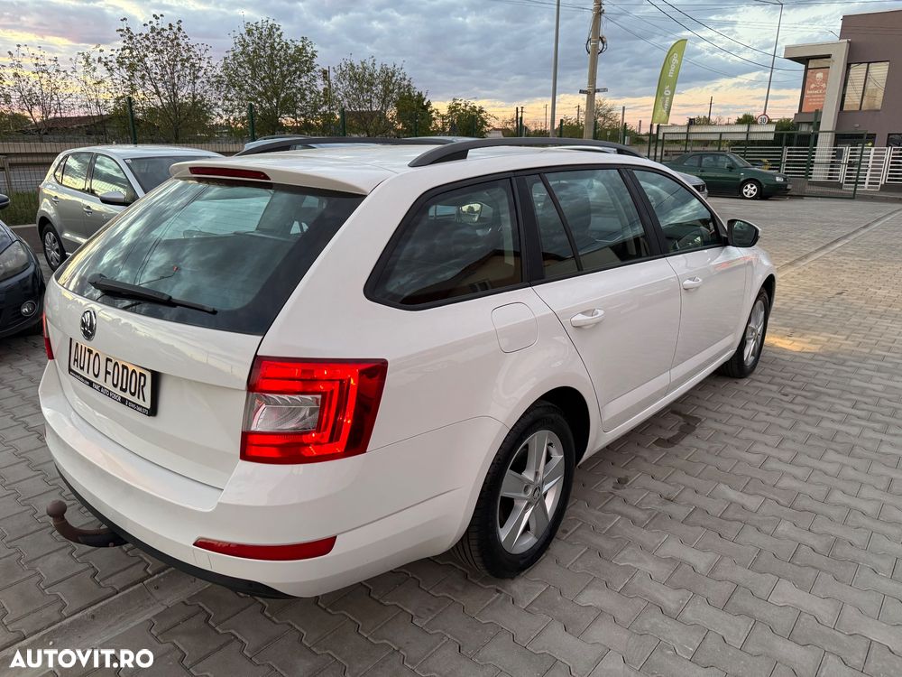 Skoda Octavia 1.6 TDI Green tec 4x4 Elegance - 27