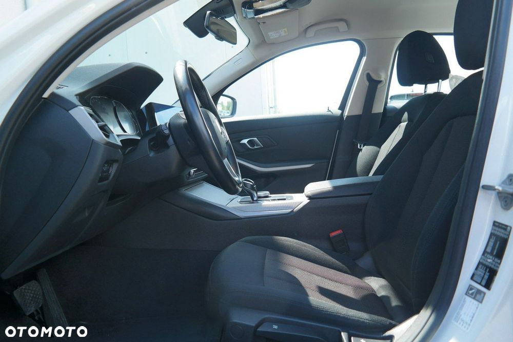 BMW Seria 3 - 30