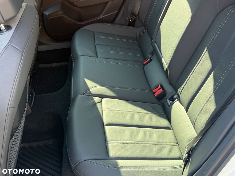 Audi A3 Limousine 40 TFSI quattro S tronic advanced - 8