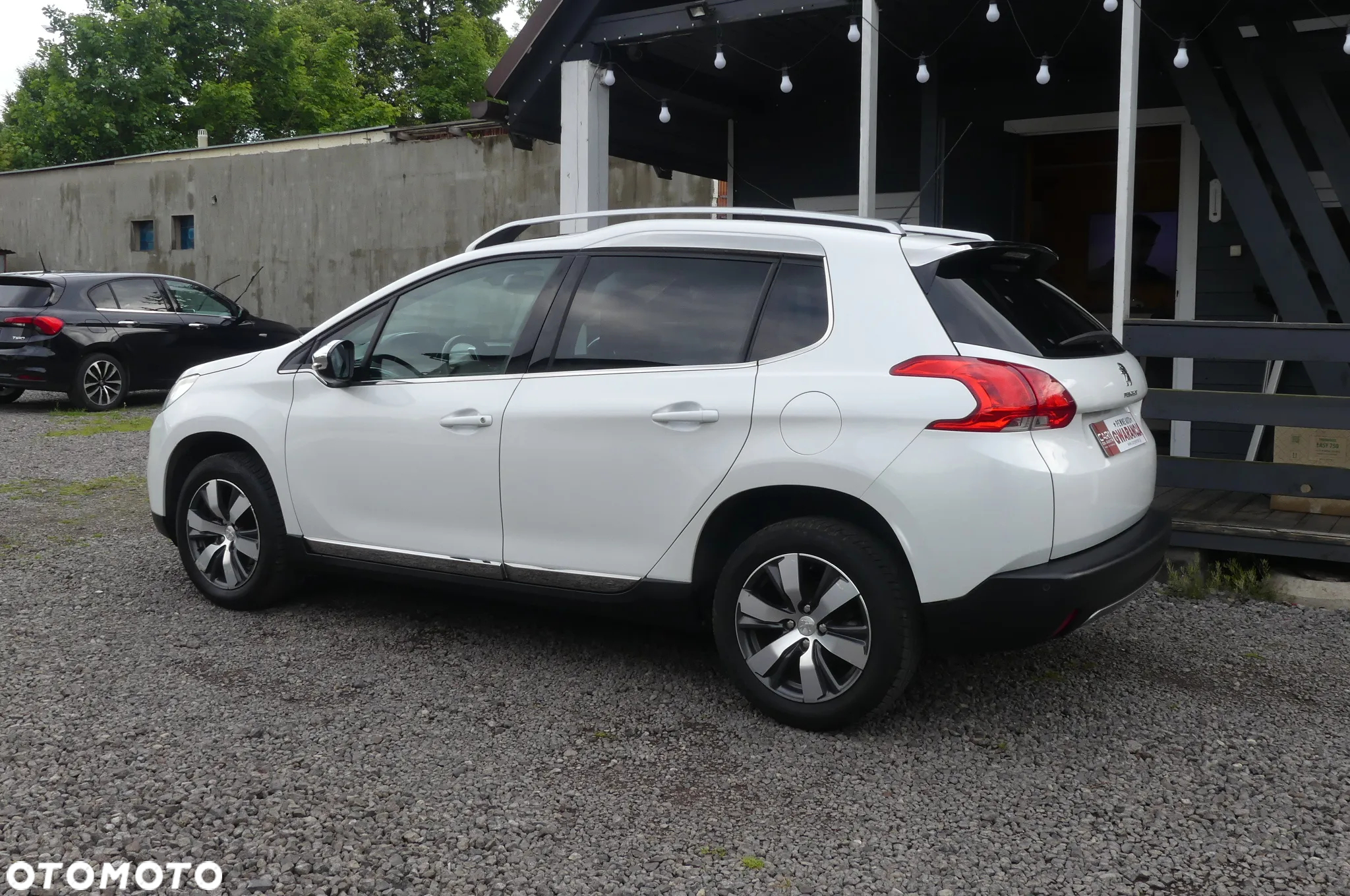 Peugeot 2008 1.6 VTi Allure - 4