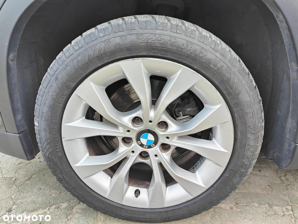 BMW X1 xDrive18d xLine - 13