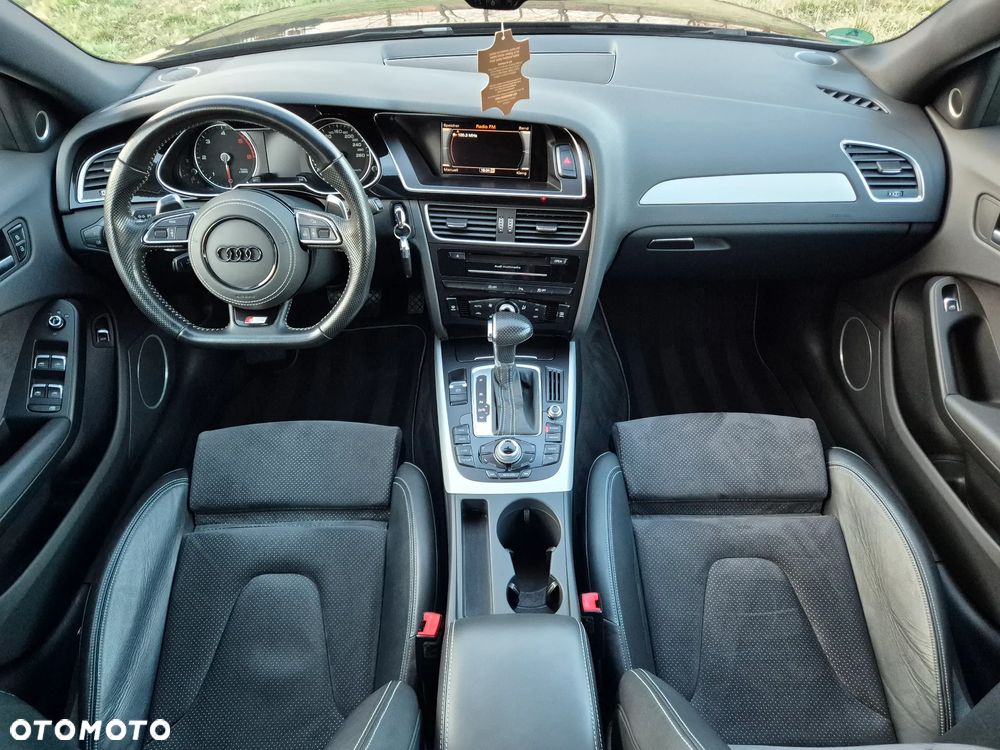 Audi A4 Avant 2.0 TDI DPF clean diesel multitronic S line Sportpaket - 14