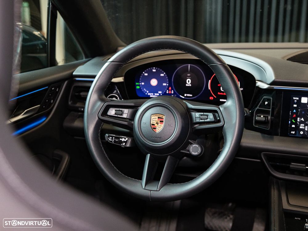 Porsche Macan Electric 4 - 29