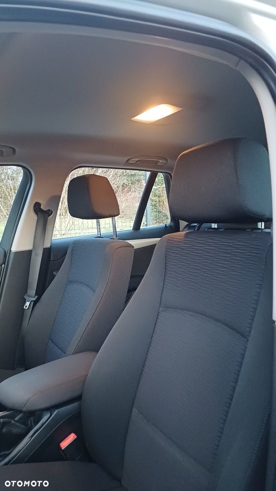 BMW X1 sDrive18d xLine - 21