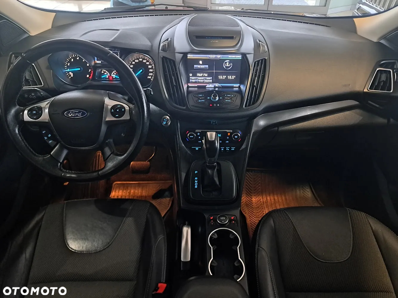 Ford Kuga 1.5 EcoBoost 4WD Titanium Plus - 8