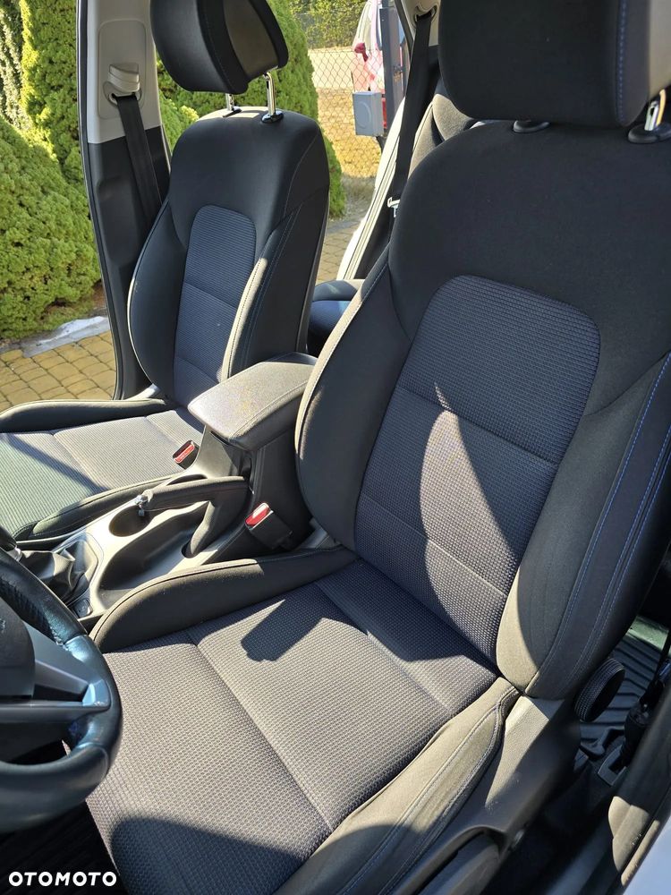 Hyundai Tucson 1.6 GDI BlueDrive Design 2WD - 11