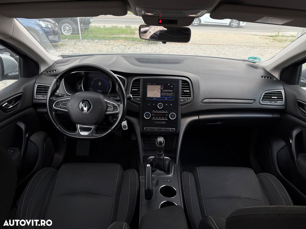 Renault Megane - 5