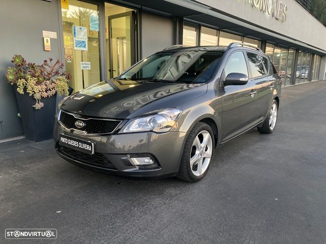 Kia Ceed SW 1.6 CRDi TX Sport - 1