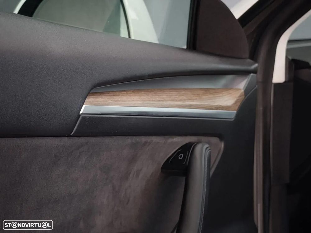 Tesla Model 3 Long Range Tração Integral - 27
