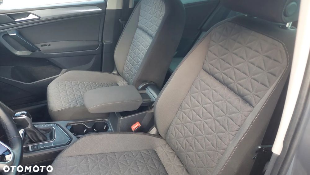 Volkswagen Tiguan - 29