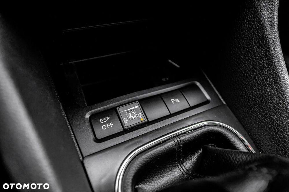 Volkswagen Golf 1.6 Highline - 35