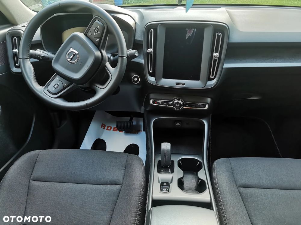Volvo XC 40 T3 - 8