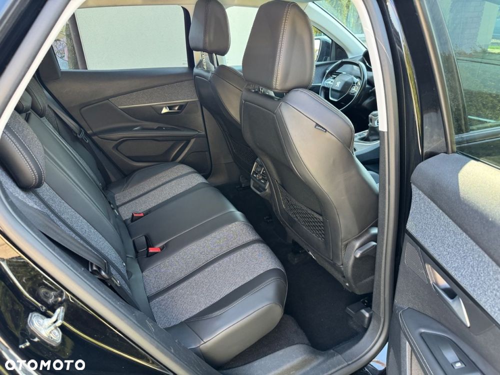 Peugeot 3008 - 21